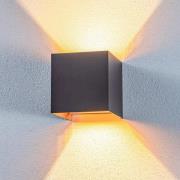 Lindby LED-ulkoseinävalaisin Nivar, kulmikas, musta/kulta, IP54
