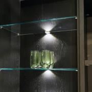 LED-lasiklipsi, harmaa, muovi, ylös/alas, pistoke