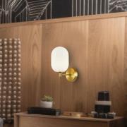 Seinävalaisin Alias, metallia, kullankeltainen, opaali, 1-lamppuinen