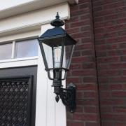 Egmont ulkoseinävalaisin, musta