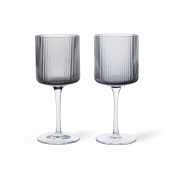 Ferm Living Ripple valkoviinilasi 26 cl 2-pakkaus Smoked grey
