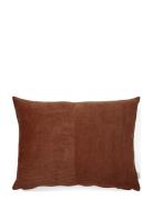 Wille 45X60 Cm Home Textiles Cushions & Blankets Cushions Brown Compli...