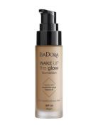 Wake Up The Glow Foundation Meikkivoide Meikki IsaDora