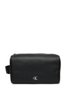 Mono Hrdw Rfid Washbag Toilettilaukut Black Calvin Klein