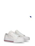 Low Cut Lace-Up Sneaker Matalavartiset Sneakerit Tennarit White Tommy ...