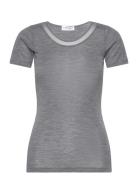 Julianat-Shirt Short Sleeve Tops T-shirts & Tops Short-sleeved Grey Fe...