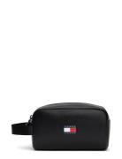 Tjm Archive Leather Washbag Toilettilaukut Black Tommy Hilfiger