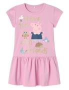 Nmfjassa Peppapig Ss Dress Cplg Dresses & Skirts Dresses Casual Dresse...