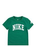 Nike Club Seasonal Tee Tops T-shirts Short-sleeved Green Nike