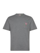 Basic Pocket T-Shirt Héritage Tops T-shirts Short-sleeved Grey Armor L...