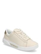 Chic Court Sneaker Matalavartiset Sneakerit Tennarit Cream Tommy Hilfi...