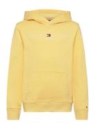 U Corp Logo Ess Hoodie Tops Sweat-shirts & Hoodies Hoodies Yellow Tomm...