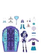 Skulltimate Secrets Garden Mysteries Playset, Twyla Doll With 19+ Surp...
