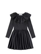 Cille Dresses & Skirts Dresses Casual Dresses Long-sleeved Casual Dres...