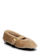 Toasty Ballerinat Beige Steve Madden