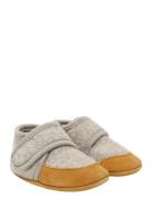 Wool Slippers W. Suede Aamutossut Sisäkengät Grey En Fant
