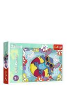 Pappussel Trefl 30 Bitar Lilo & Stich On Vacation Toys Puzzles And Gam...